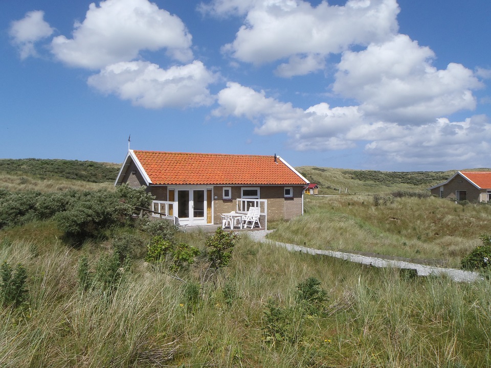 Slaapkamer en badkamer begane grond